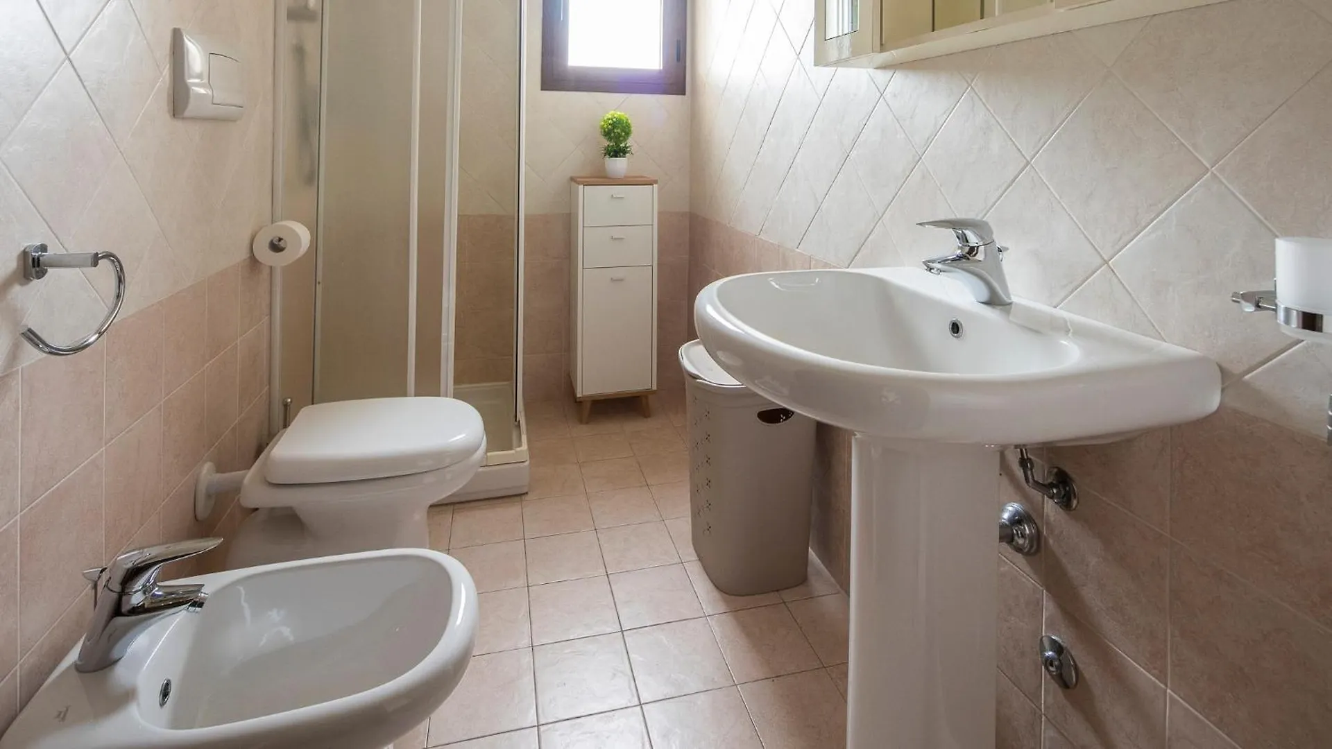 Welcomely - Casa Cristallo Apartment Olbia 0*,  Italy
